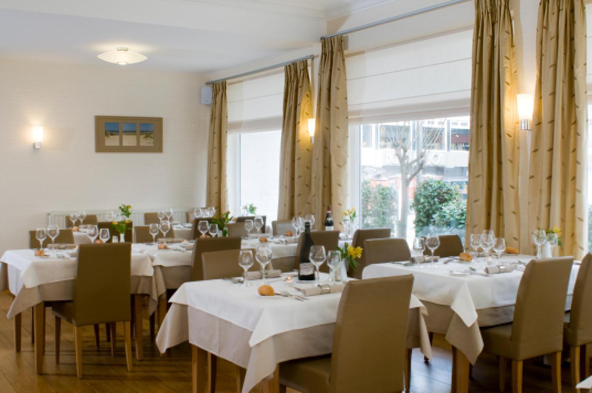 Hotel Atlanta Knokke Esterno foto